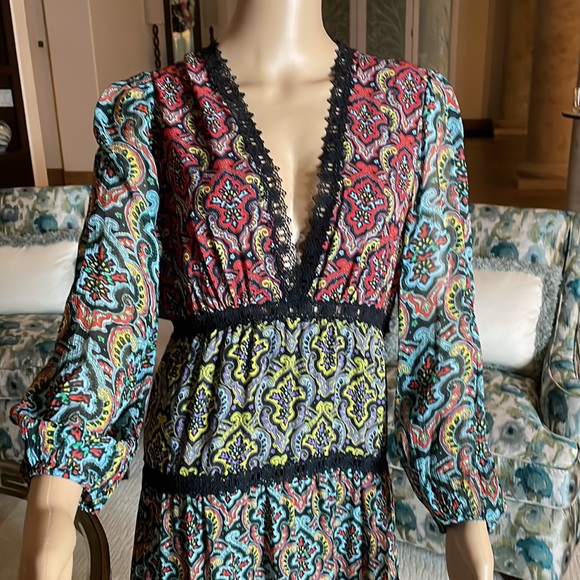 Beautiful multi color Alice and Olivia dress - Picture 2 of 7